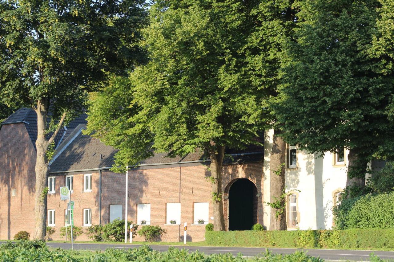 Gaestezimmer Bergerhof - Ankommen Und Wohlfuehlen Neuss Luaran gambar